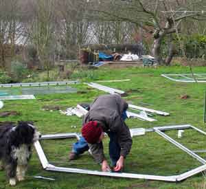 self assembly greenhouse with help