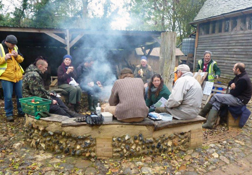 hugelkutur teabreak at Orchard Farm